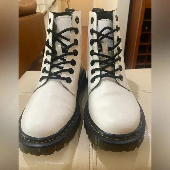 Doc Marten Luana All White Combat Moto Boots Size 6 - Picture 1 of 9